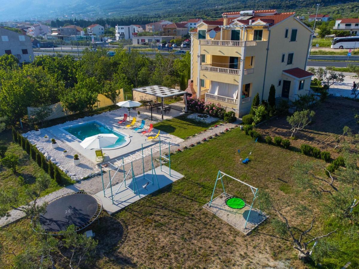 Apartments Maris Каштела Экстерьер фото