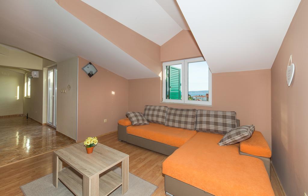 Apartments Maris Каштела Экстерьер фото